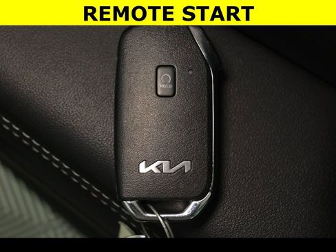 Used 2024 Kia Seltos S image 9