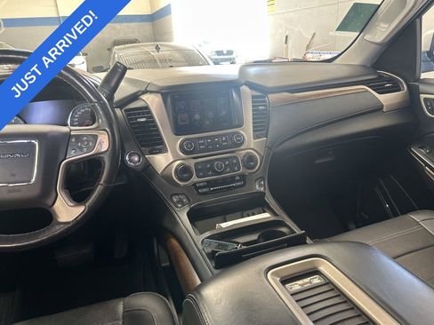 Used 2018 GMC Yukon XL Denali w/ Open Road Package image 5
