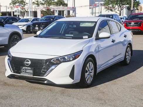 Used 2024 Nissan Sentra S FWD image 3
