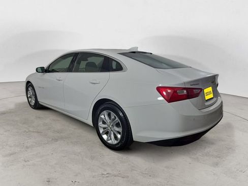 Used 2024 Chevrolet Malibu LT FWD image 3