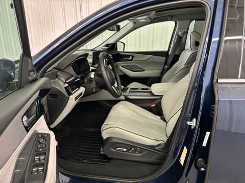 New 2026 Acura MDX w/ Advance Package image 2
