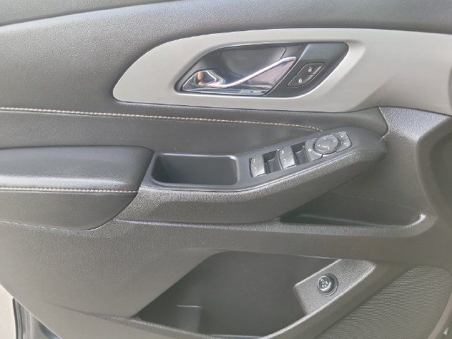 Used 2021 Chevrolet Traverse LT FWD image 21