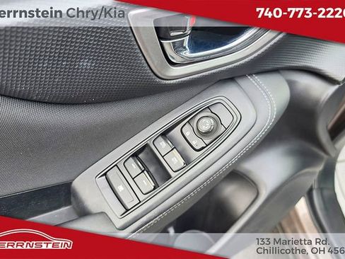 Used 2024 Subaru Forester Premium AWD/4WD image 15