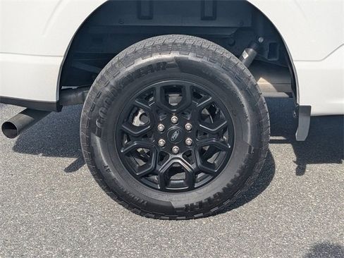 Certified 2024 Ford F150 XLT w/ FX4 Off-Road Package image 11