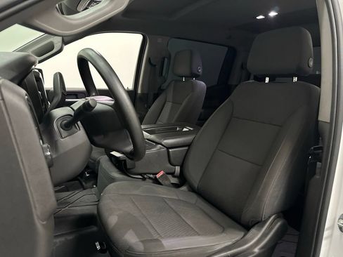 Used 2020 Chevrolet Silverado 1500 Custom w/ Custom Value Package RWD image 26