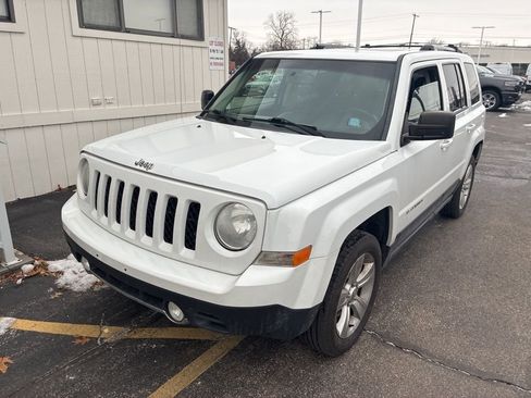 Used 2014 Jeep Patriot Limited w/ Sun/Sound Group image 2