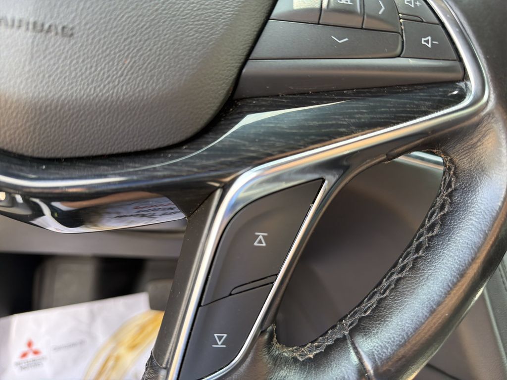 Used 2021 Cadillac XT5 Premium Luxury AWD/4WD image 23