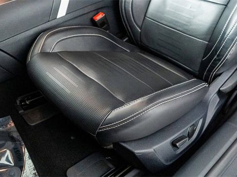 Used 2020 Ford Mustang Shelby GT500 w/ Technology Package image 78