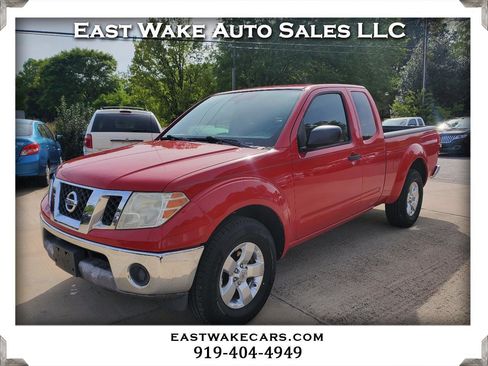 Used 2009 Nissan Frontier SE w/ SE Value Truck Pkg image 1