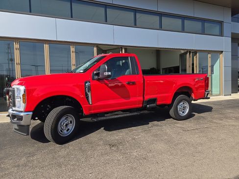 Used 2024 Ford F250 XL w/ FX4 Off-Road Package AWD/4WD image 17