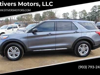 Used 2022 Ford Explorer XLT w/ Class IV Trailer Tow Package