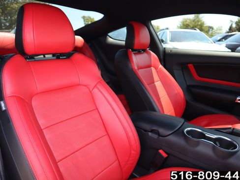 Used 2022 Ford Mustang GT Premium w/ GT Performance Package RWD image 29