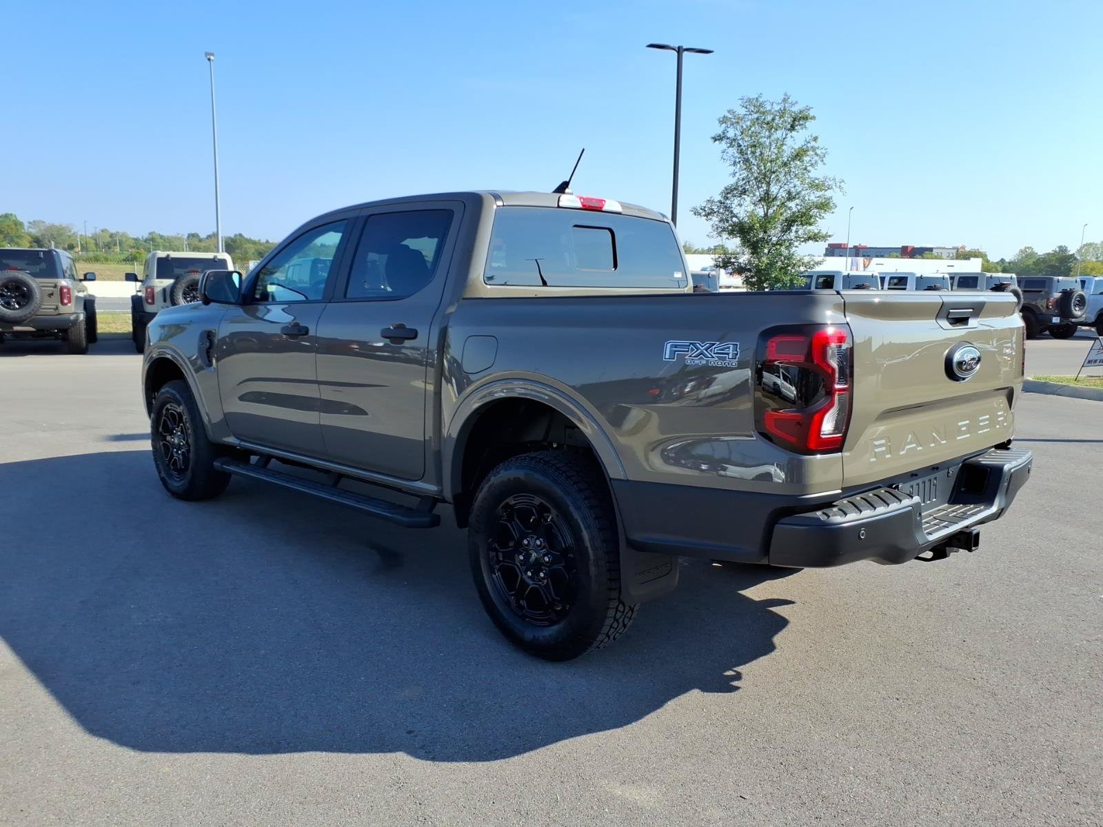 New 2026 Ford Ranger XLT w/ Equipment Group 301A High AWD/4WD image 5