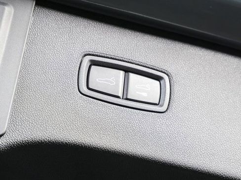 New 2026 Porsche Cayenne S image 33