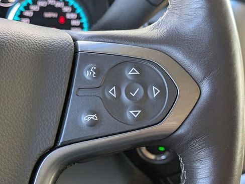 Used 2016 Chevrolet Suburban LTZ image 32