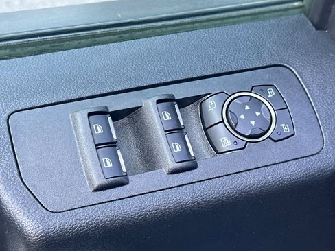 Used 2019 Ford F150 Raptor w/ Equipment Group 802A Luxury image 13