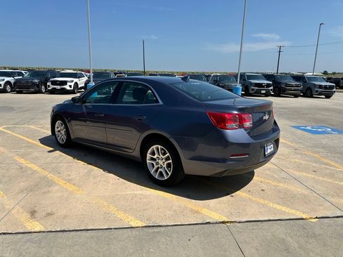 Used 2014 Chevrolet Malibu LT w/ Power Convenience Package FWD image 5