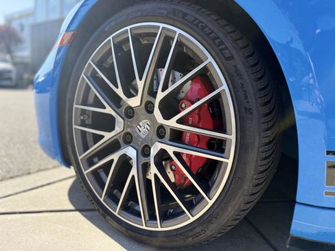 Used 2023 Porsche 911 Carrera 4S image 46