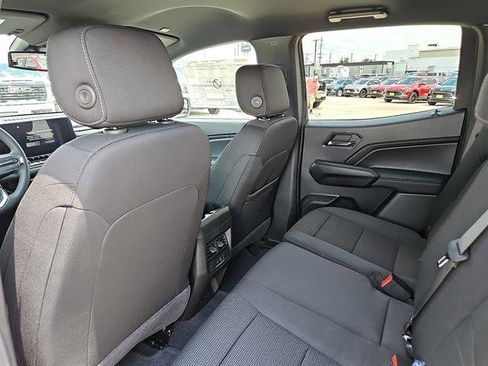 New 2026 GMC Canyon Elevation w/ Convenience Package image 9