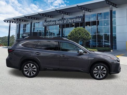 Used 2024 Subaru Outback Touring XT AWD/4WD image 3