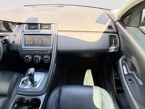 Used 2018 Jaguar E-PACE S image 18