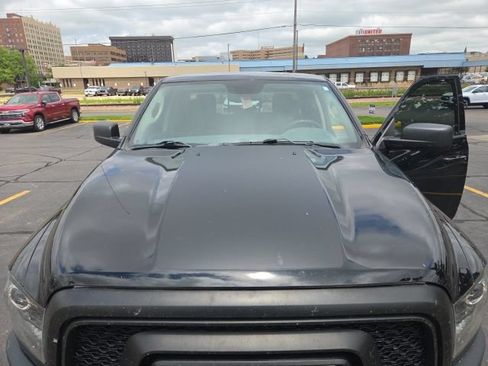Used 2019 RAM 1500 Classic Warlock w/ Electronics Group AWD/4WD image 2