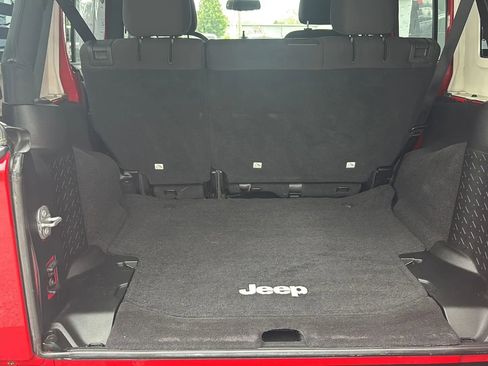 Used 2016 Jeep Wrangler Unlimited Sport w/ Quick Order Package 24S AWD/4WD image 5