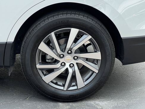 Used 2024 Chevrolet Equinox Premier AWD/4WD image 14