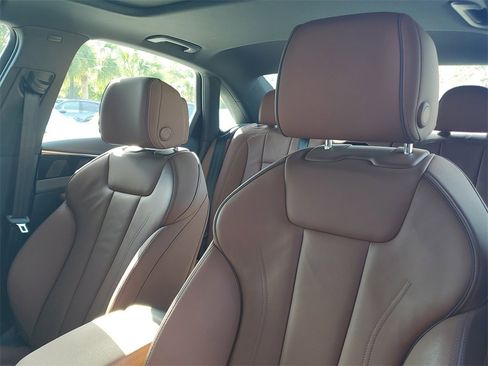 Used 2021 Audi A4 2.0T Premium Plus w/ Premium Plus Package image 5