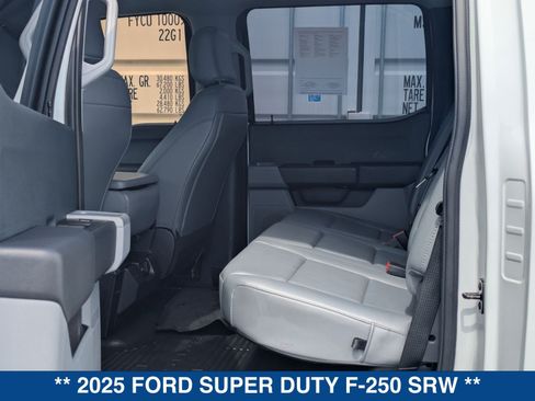 Certified 2025 Ford F250 XL AWD/4WD image 13