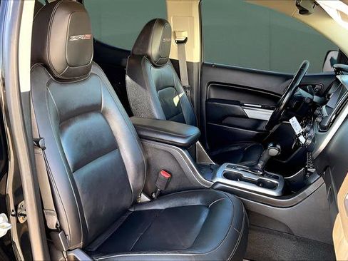 Used 2017 Chevrolet Colorado ZR2 w/ LPO, Premium Interior Package image 18