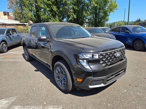 New 2025 Ford Maverick XLT w/ XLT Luxury Package image 3