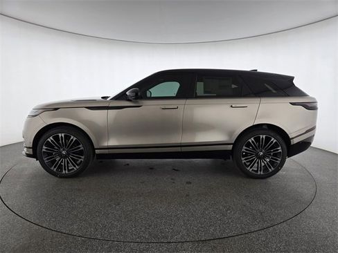 New 2026 Land Rover Range Rover Velar Dynamic SE image 29