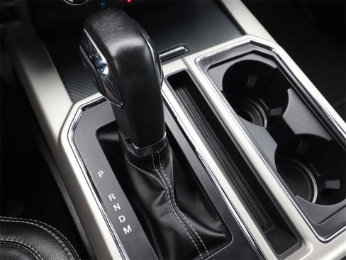 Certified 2020 Ford F150 Lariat w/ Equipment Group 502A Luxury image 21