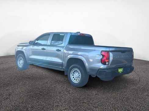 Used 2024 Chevrolet Colorado W/T image 3