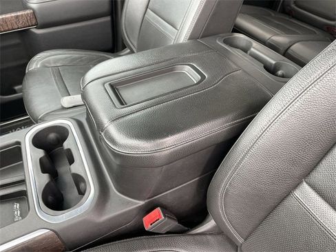 Used 2021 GMC Sierra 2500 Denali w/ Denali Ultimate Package image 21