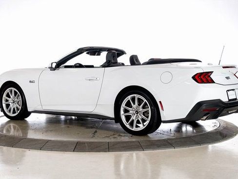 Used 2024 Ford Mustang GT Premium image 3