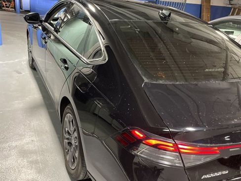 Used 2024 Honda Accord EX image 23