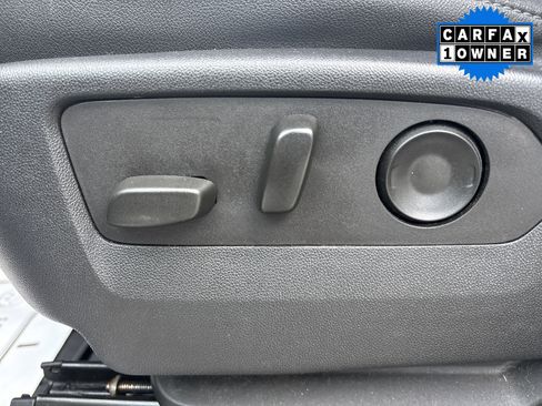 Used 2023 Chevrolet Suburban Z71 w/ Luxury Package image 13