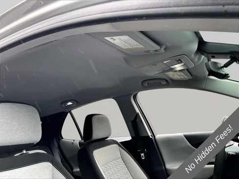 Used 2022 Chevrolet Equinox LS FWD image 17