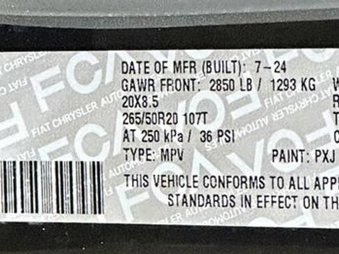 Used 2024 Jeep Grand Cherokee L Altitude AWD/4WD image 59