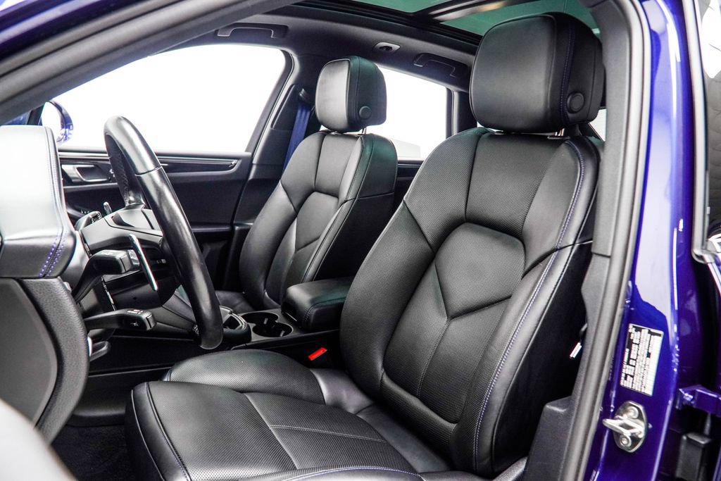 Used 2023 Porsche Macan S AWD/4WD image 44