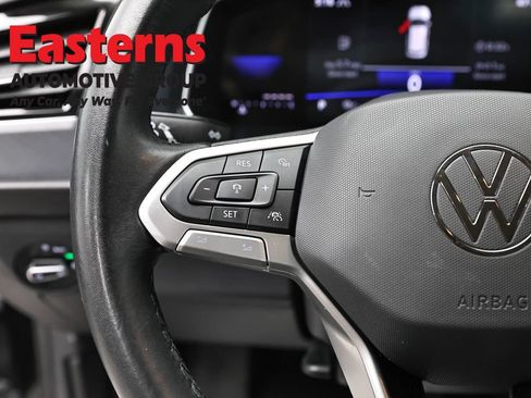 Used 2024 Volkswagen Jetta SE FWD image 15
