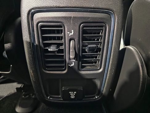 Used 2021 Jeep Grand Cherokee Altitude image 39