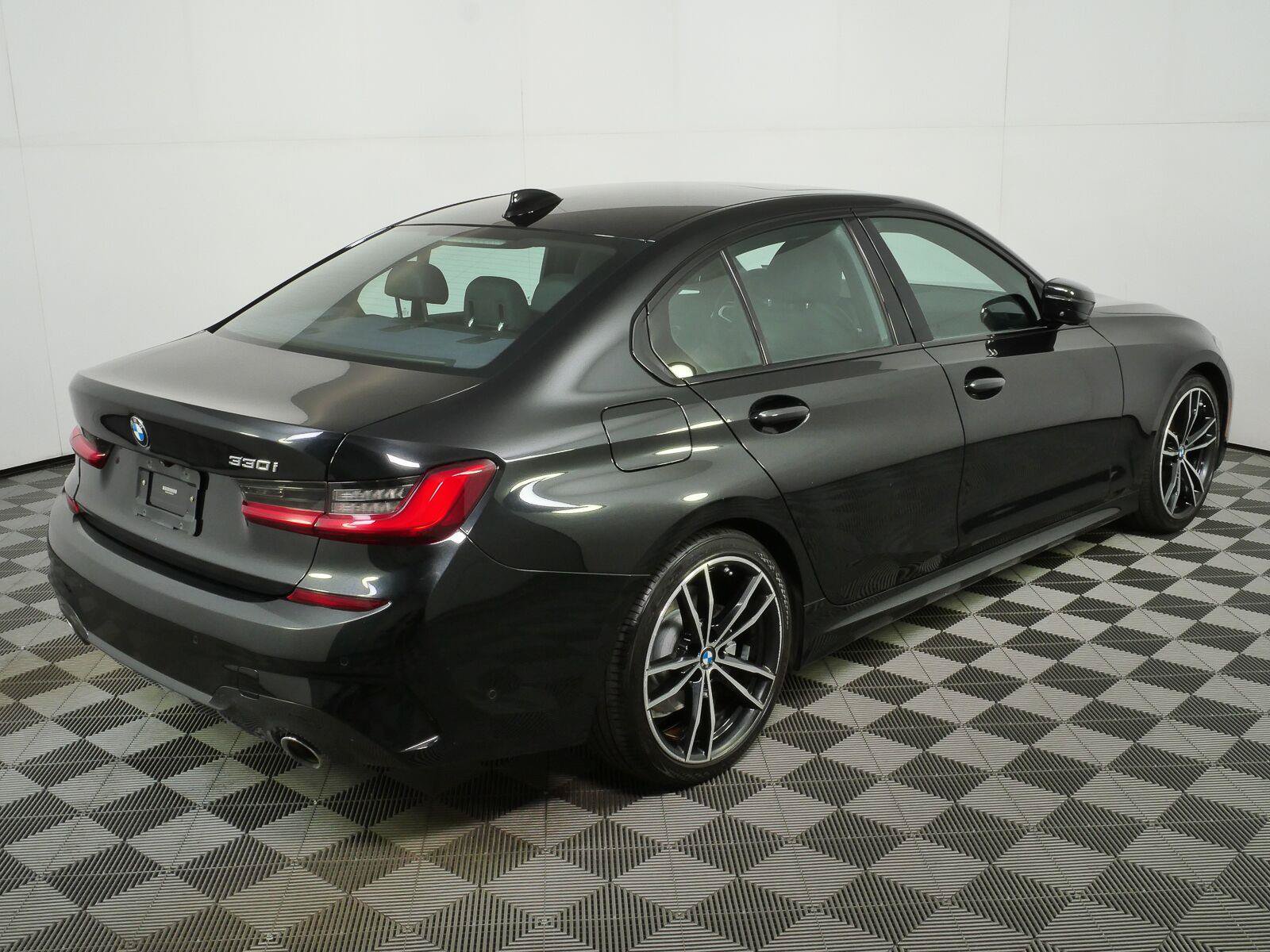 Used 2021 BMW 330i Sedan RWD image 24