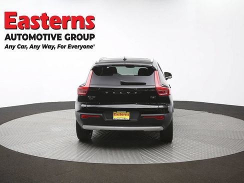 Used 2022 Volvo XC40 T5 Inscription AWD/4WD image 37