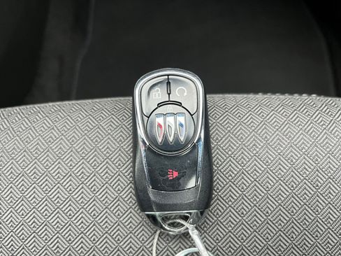 Used 2025 Buick Encore GX Preferred image 22