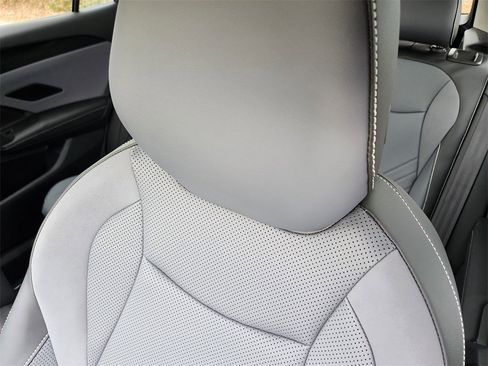 New 2026 Volkswagen Tiguan SE image 5