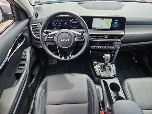 Certified 2024 Kia Seltos EX AWD/4WD image 11