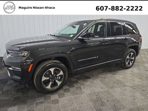 Used 2023 Jeep Grand Cherokee 4WD 4xe image 7